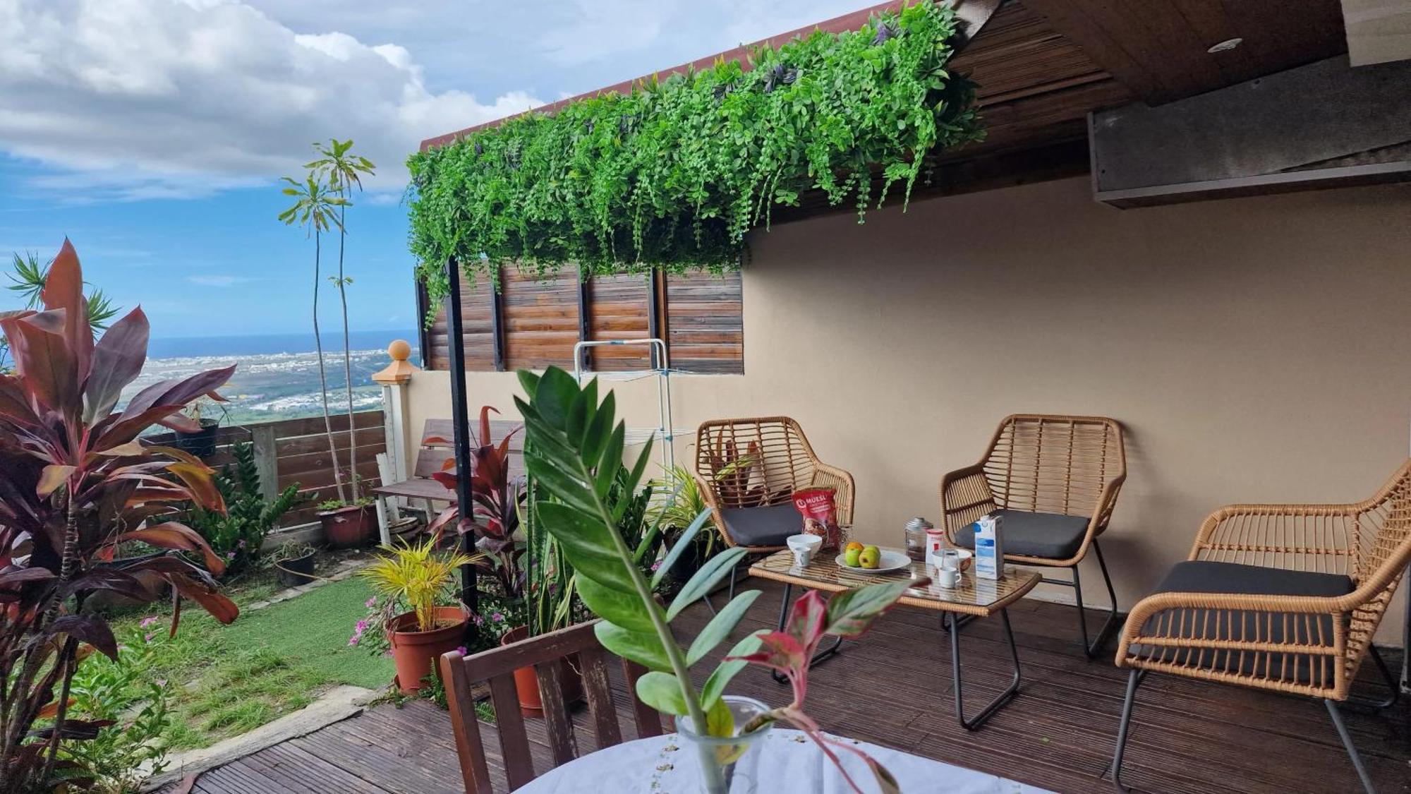 Appartement Avec Vue Sur Mer A Saint Paul 50 M² Terrasse Esterno foto